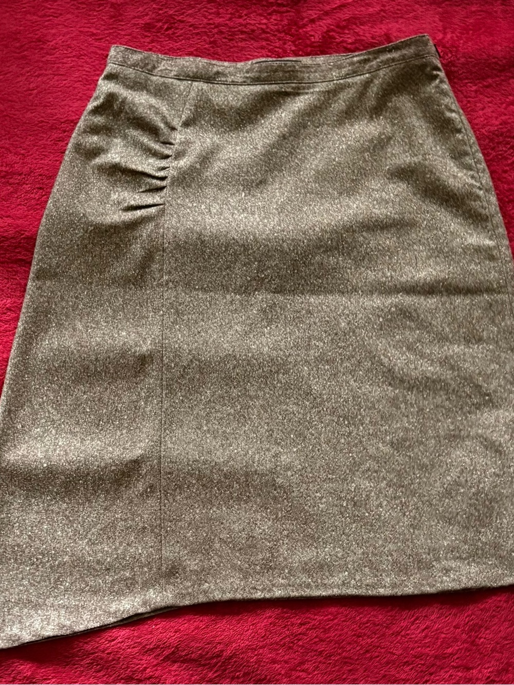 Banana Republic Luxury Wool Silk Blend Flecked Skirt Brown Size 6 Ruched V Hem